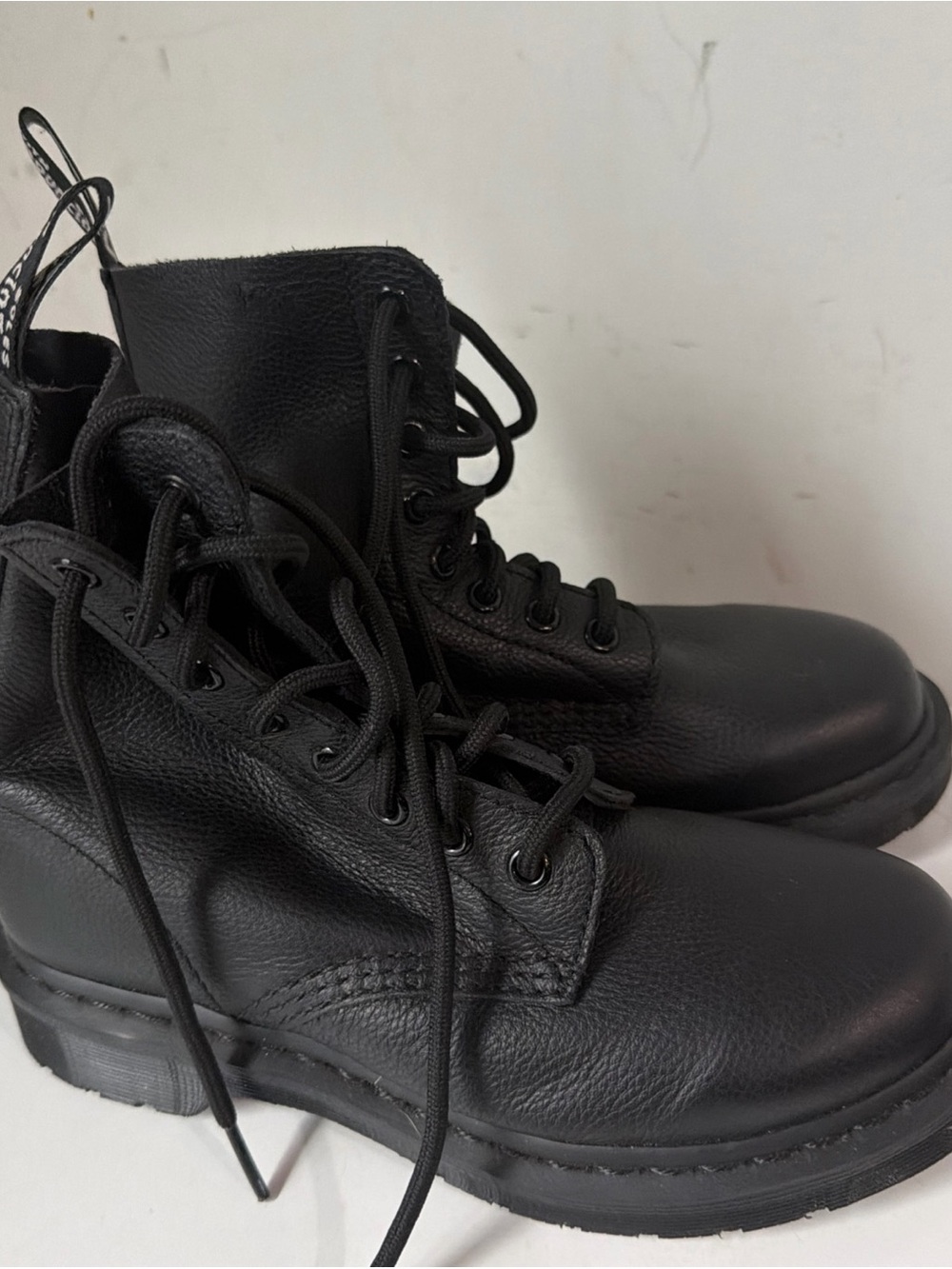 Dr. Marten 1460 Pascal Women's Mono Lace Up Boots, size 5 - Picture 4 of 4
